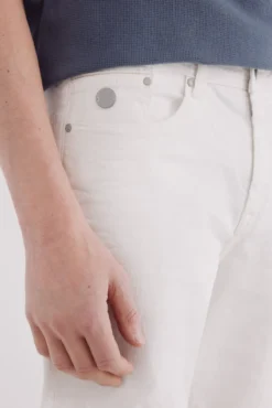 Bermuda cor lavada slim fit