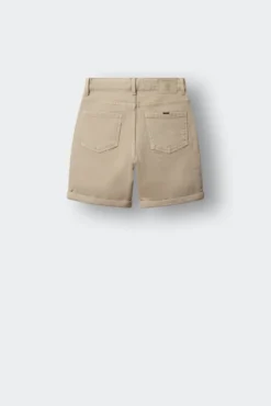 Bermuda de 5 bolsos lavada para menino