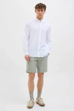 Bermuda estilo calças chino de regular fit