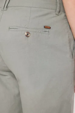 Bermudas Lisas Lino