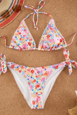 Biquíni com estampado floral