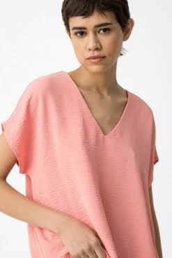 Blusa acetinada