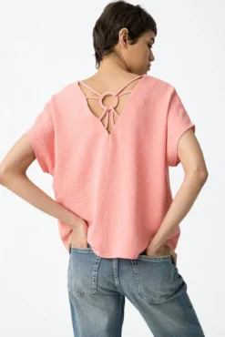 Blusa acetinada