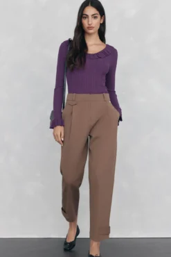 Blusa de malha com folho