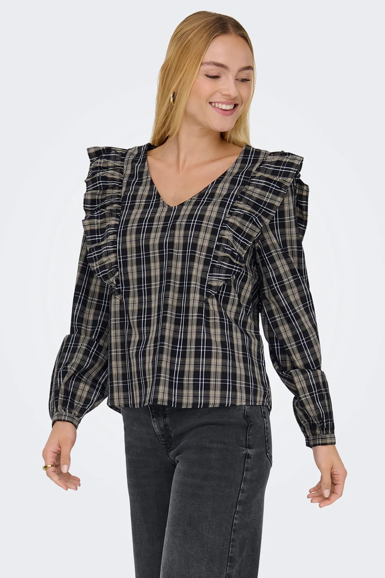 Blusa de manga comprida com babados