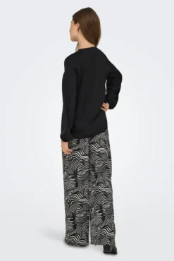 Blusa de manga comprida com punhos elásticos