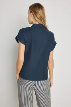 Blusa lisa de manga curta