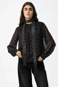 Blusa Semitransparente Drapeada