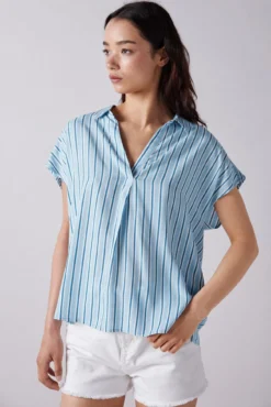 Blusa tipo t-shirt estampada