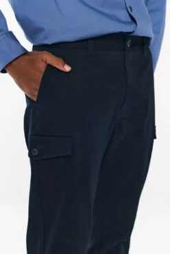 Calça cargo slim fit confortável