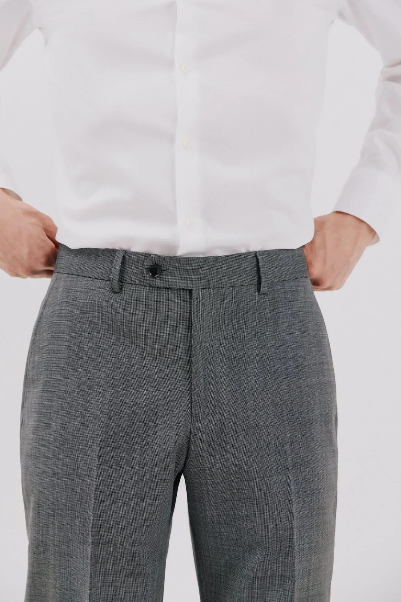 Calça cinza slim fit