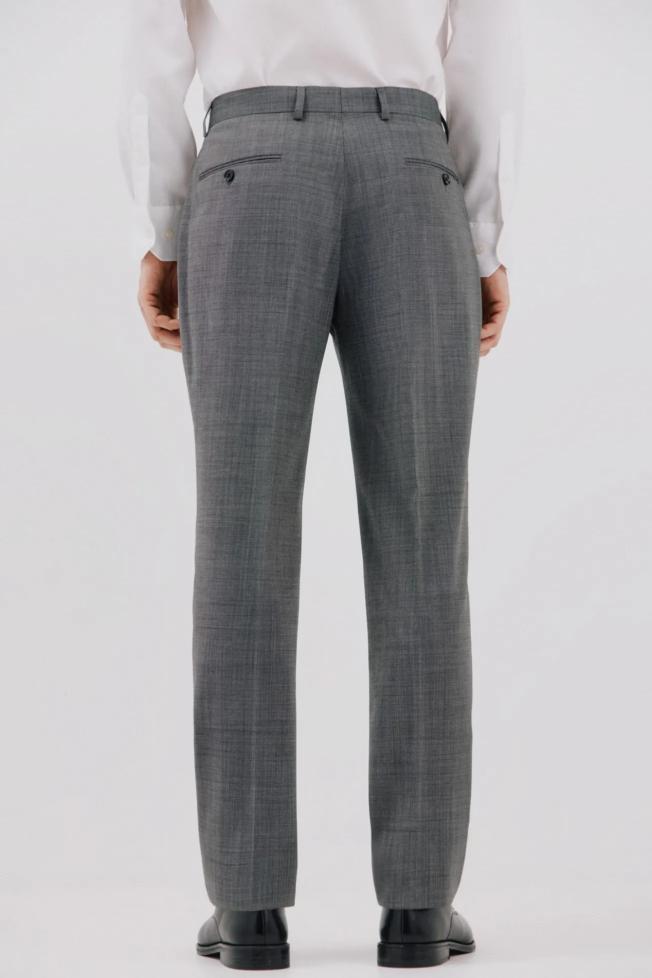 Calça cinza slim fit