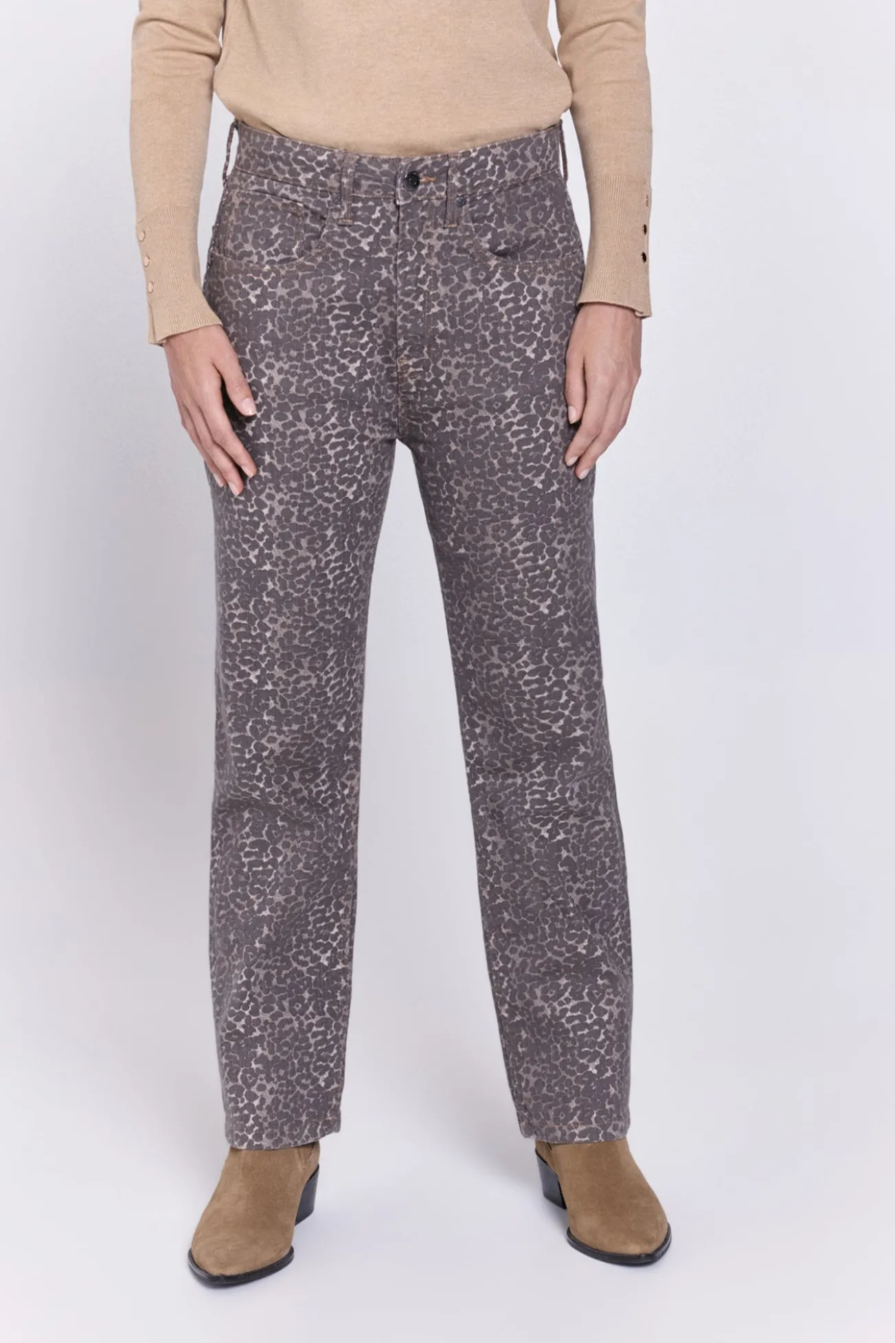 Calça de leopardo com 5 bolsos