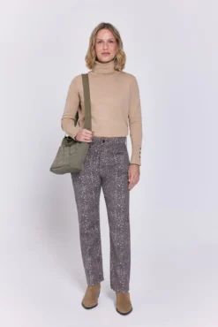 Calça de leopardo com 5 bolsos