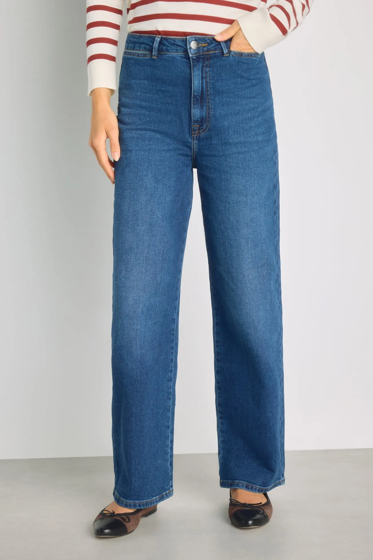 Calça denim larga