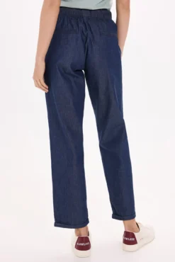 Calça denim leve