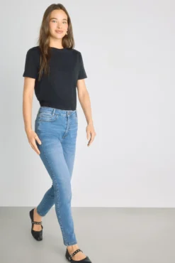 Calça denim slim