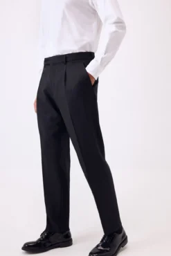 Calça de pregas para sair