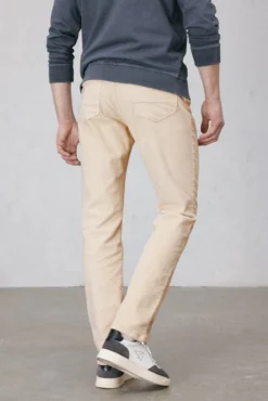 Calça fina de veludo com 5 bolsos