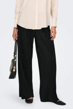 Calça fluído plissada
