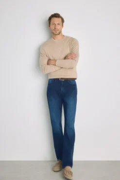 Calça jeans de corte reto
