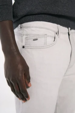 Calça jeans skinny cinza claro