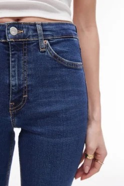Calça jeans slim de cintura alta