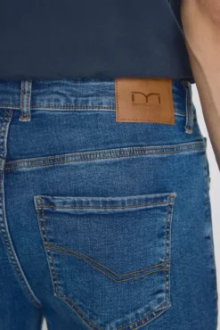 Calça jeans slim fit