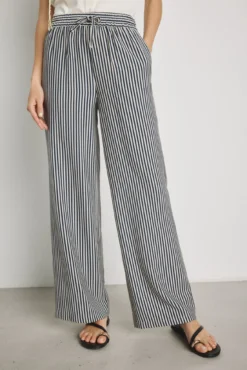 Calça larga