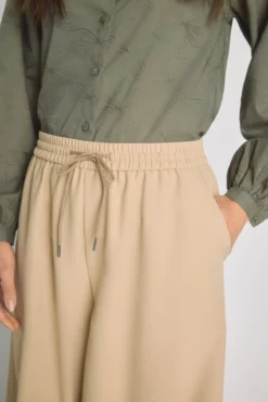 Calça larga