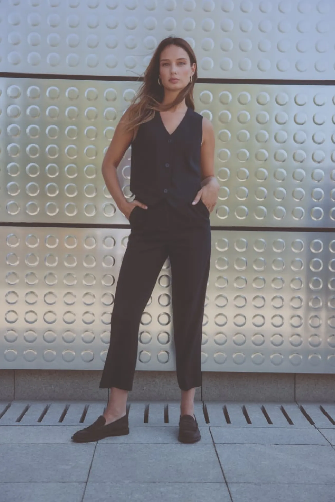 Calça retas com pregas
