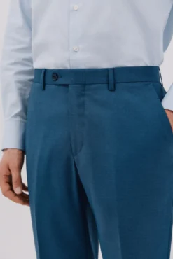 Calças azuis slim fit