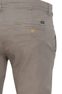 Calças chino casual