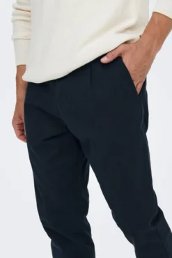 Calças chino casual