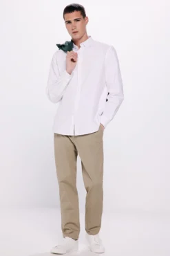 Calças chino estampado slim fit