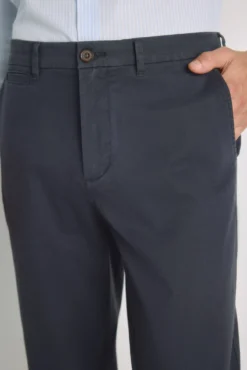 Calças chino regular fit