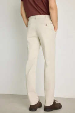 Calças chino regular fit