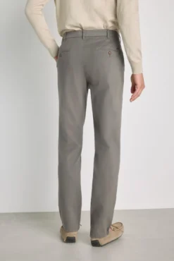 Calças chino regular fit