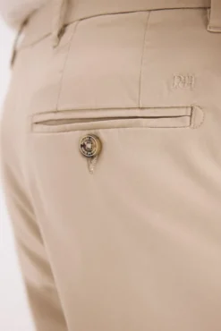 Calças chino regular fit