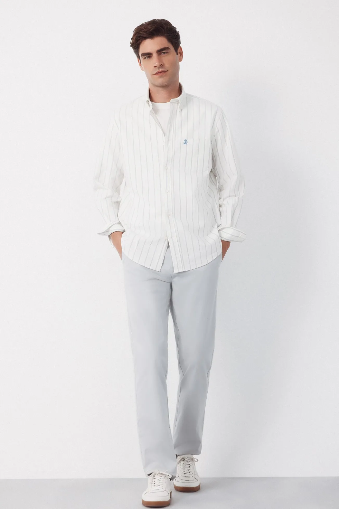 Calças chino regular fit