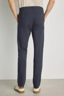 Calças chino slim