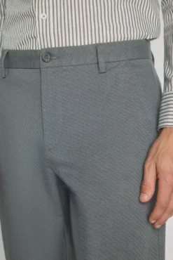 Calças chino slim fit