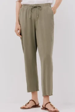Calças fluidas tencel