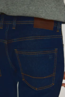 Calças jeans slim fit