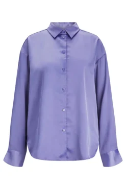Camisa acetinada de manga comprida