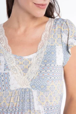 Camisa de dormir de amamentação com remendos estampado m/c