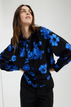 Camisa de manga comprida confecionado com Lenzing ECOVERO
