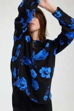 Camisa de manga comprida confecionado com Lenzing ECOVERO