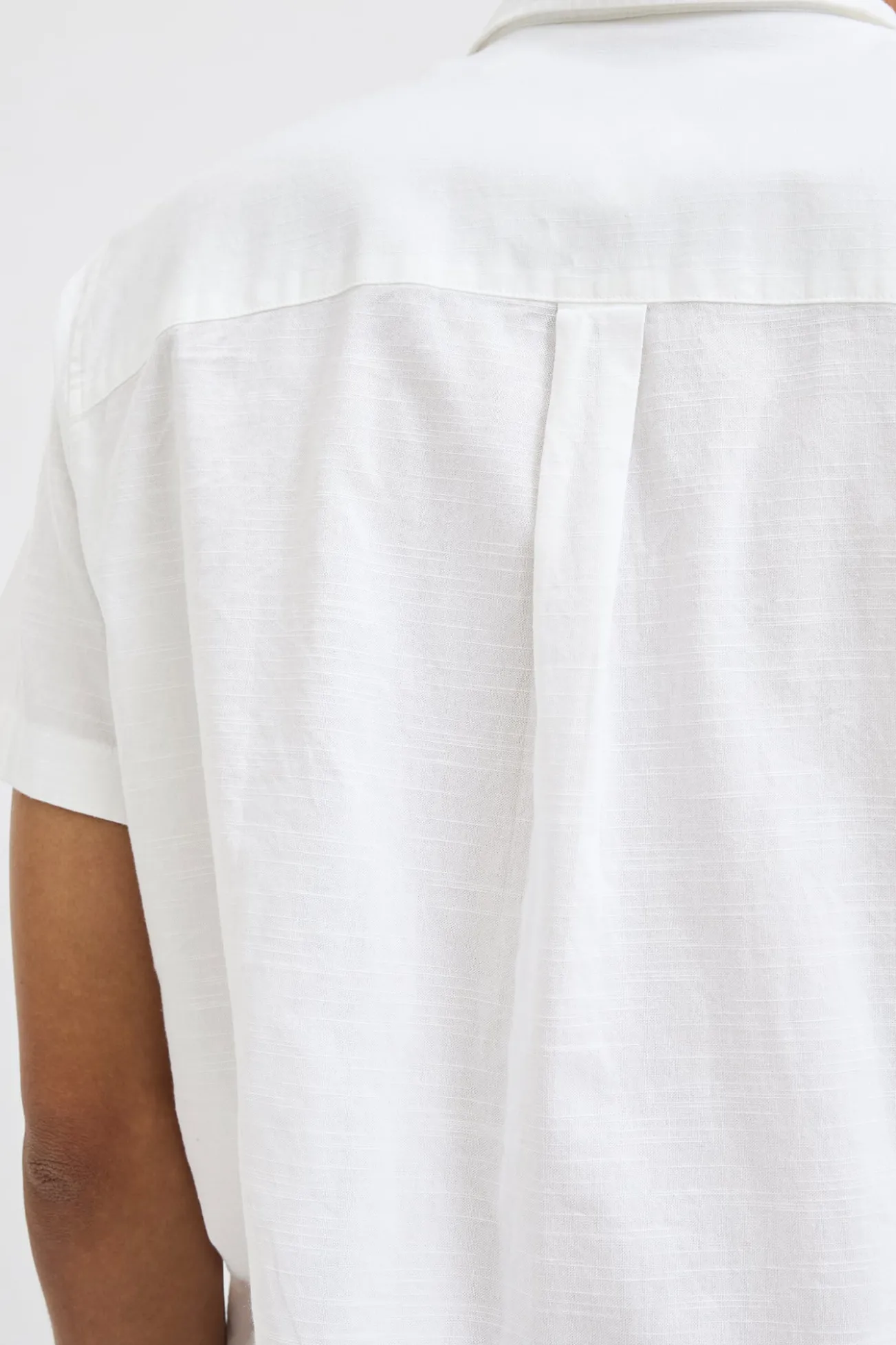 Camisa de manga curta com ajuste relaxado