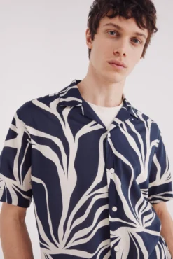 Camisa de manga curta de viscose estampado